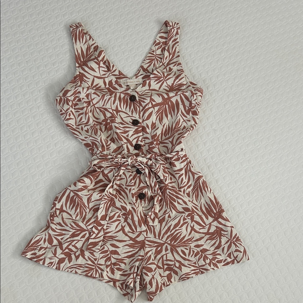 Monteau Brown and Cream Leaf Print Romper. Sz Small